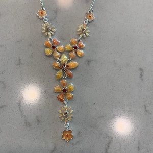 Necklace and earring set